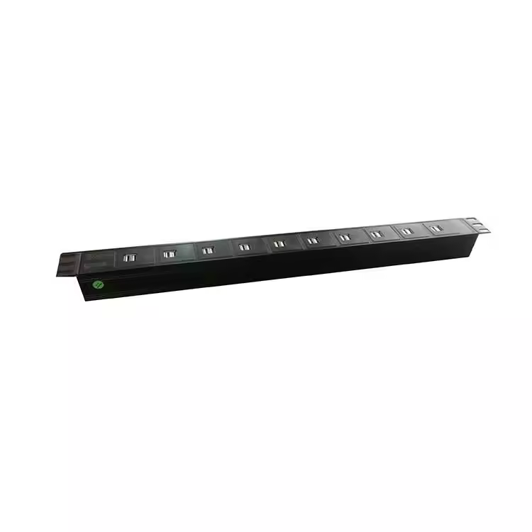 10-Outlet USB Rack PDU