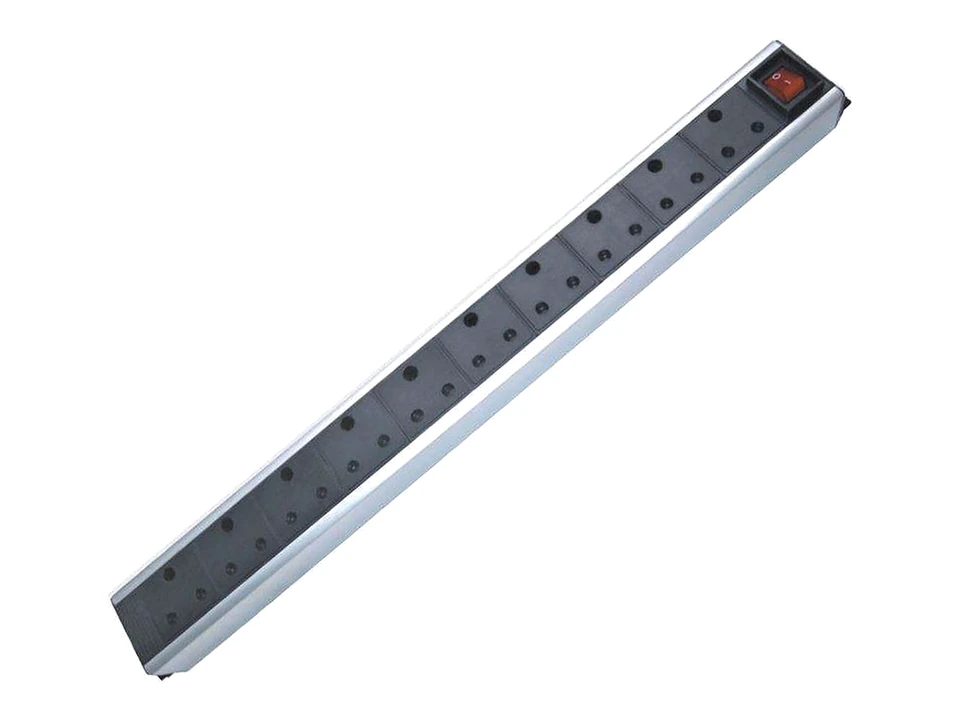 10-Outlet South African Rack PDU
